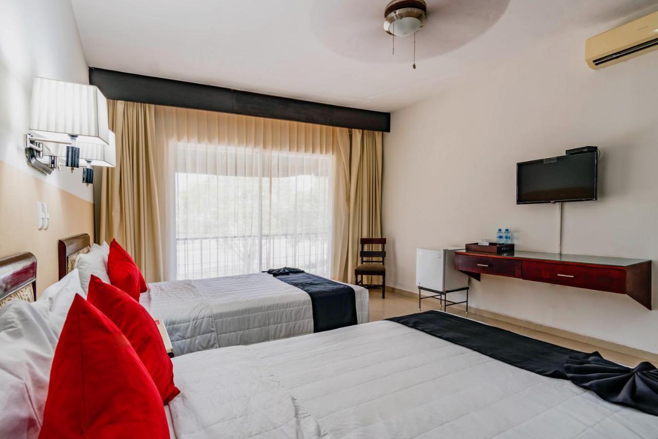 Hotel Siglo 21 Мерида Экстерьер фото