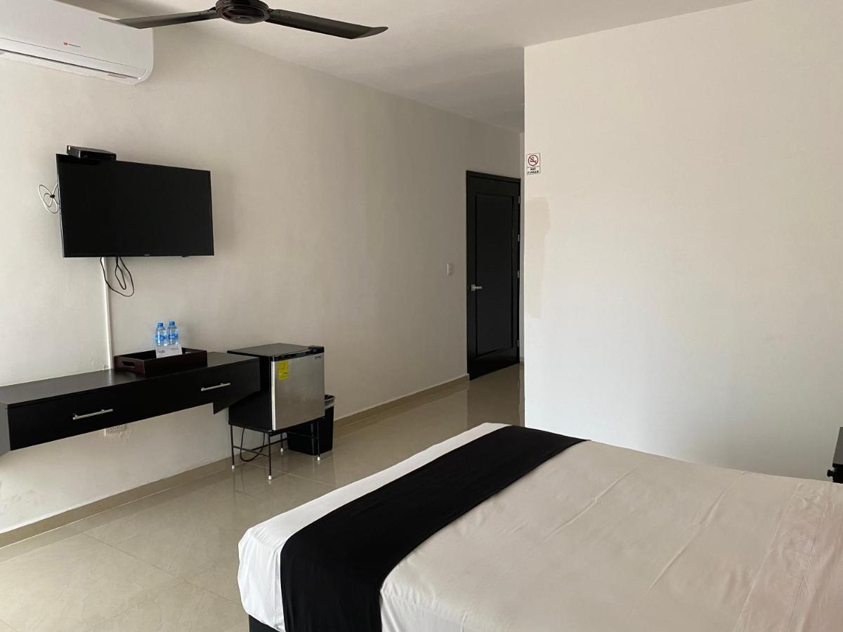 Hotel Siglo 21 Мерида Экстерьер фото